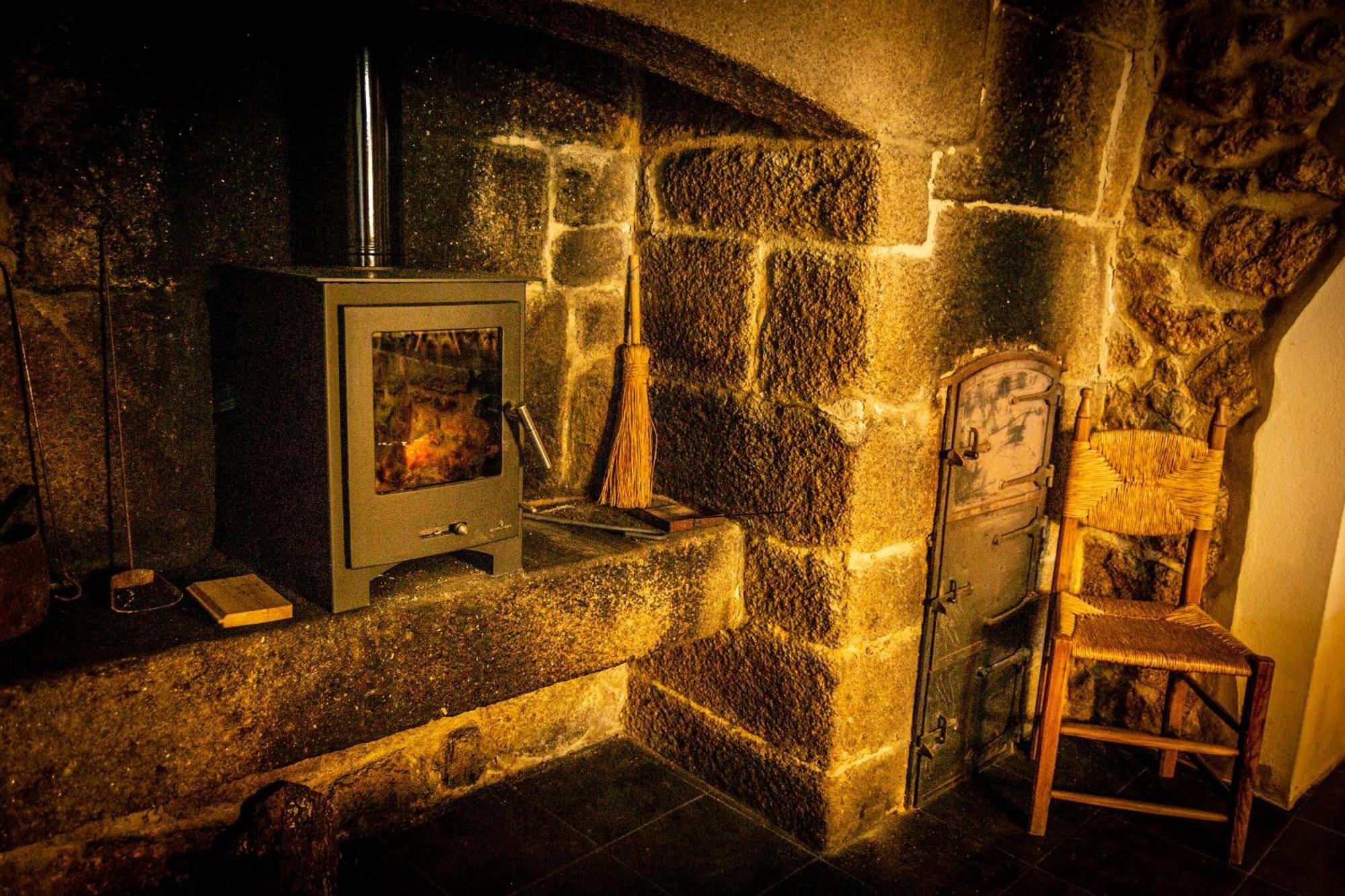 Casa Do Forno Guest House Salvaterra do Extremo Exterior foto